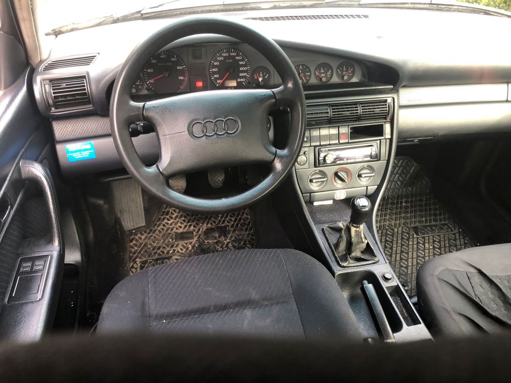 Audi A6 c4 2,0 benzyna