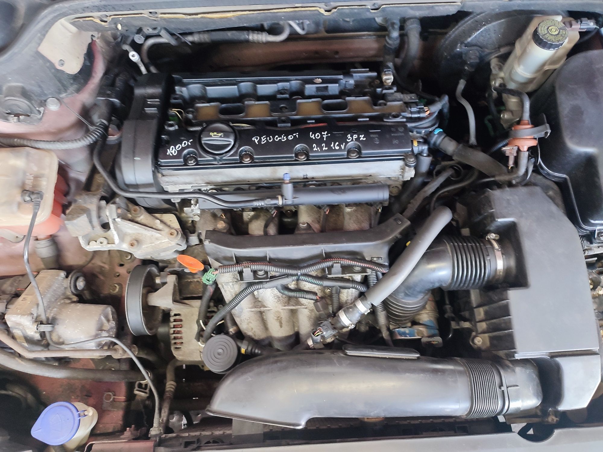 Peugeot 407  607 807 Citroen C8 2.2 16v silnik 3FZ