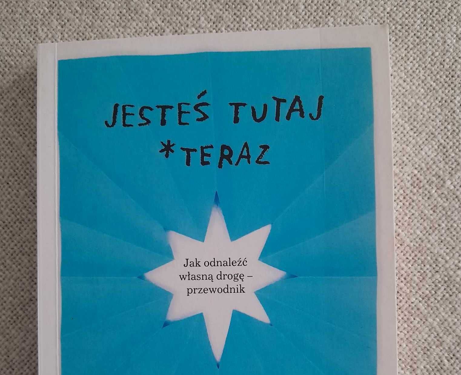 Jesteś tutaj *teraz Adam J. Kurtz