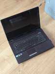 Laptop Asus 17" Windows 7