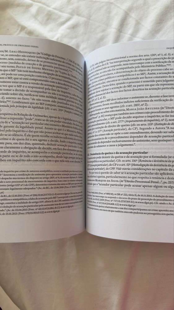 Manual prático de processo penal