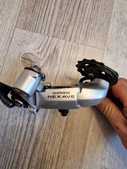 Przerzutka tylna Shimano Nexave RD-C531