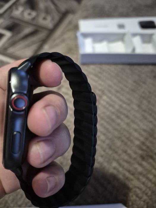 Продам смарт-годинник