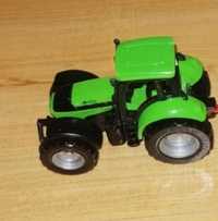 Traktor Deutz Fahr firmy Siku Skala 1:87