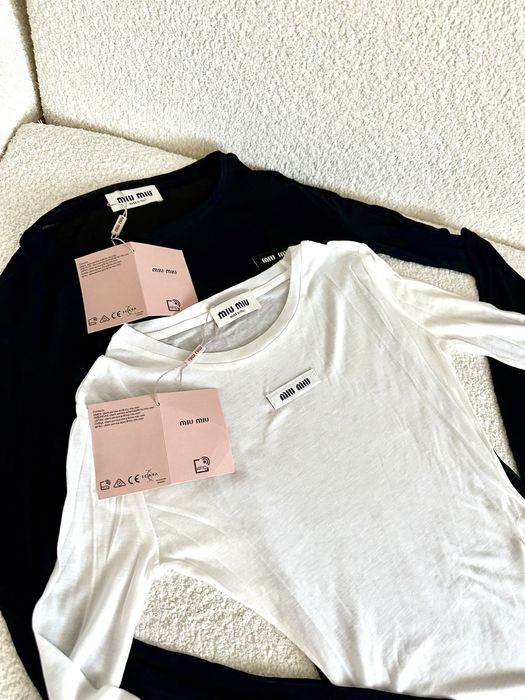 Напівпрозорий подовжений лонгслів miumiu