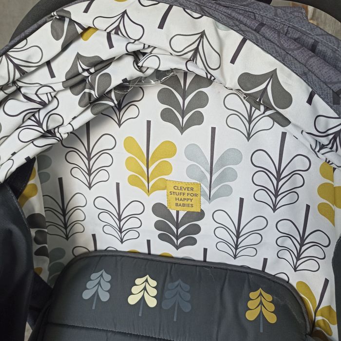 Carro de bebé de passeio