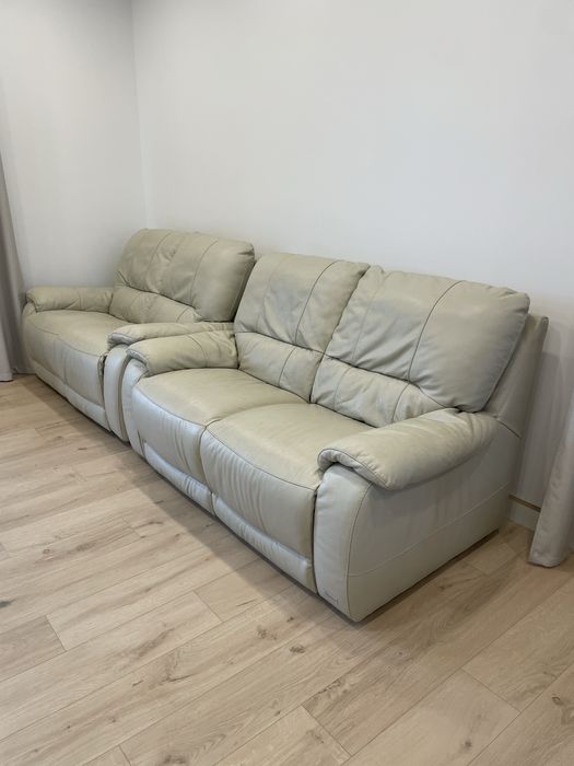 Продам 2 дивана привезені з німедчини