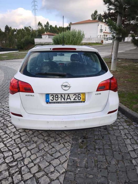Opel Astra J Sport Tourer  1.7 CDTI
