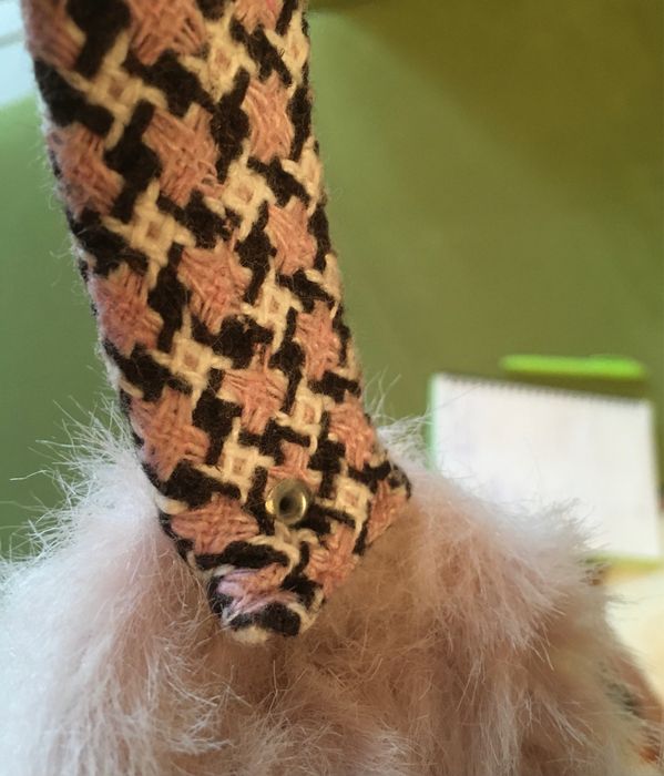 Теплі вушка) Можна регулювати в різні сторони