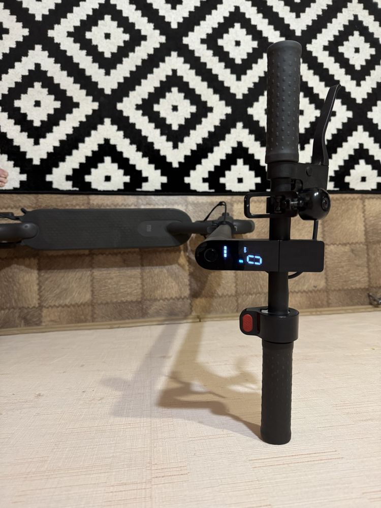 Xiaomi Mi Ecetric Scooter pro 2
