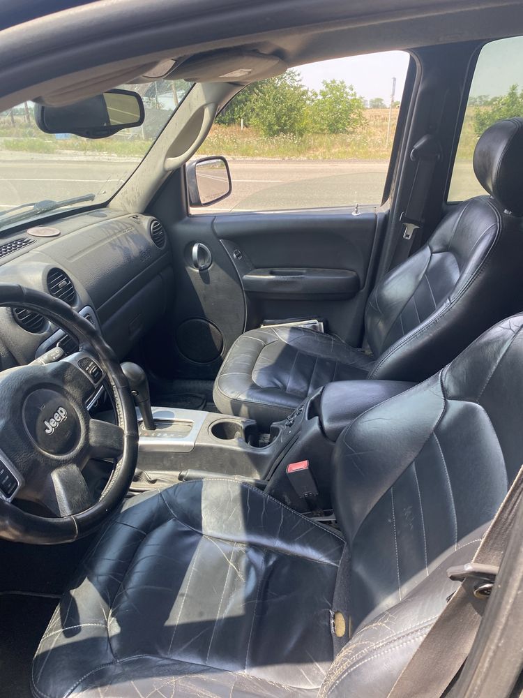 jeep cherokee не розмитнений