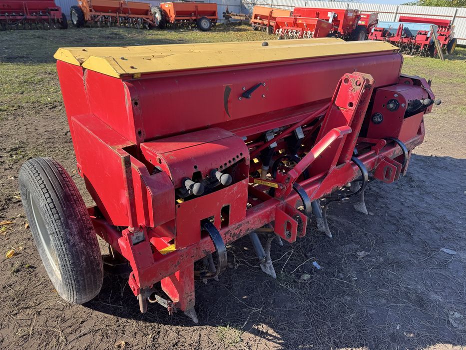 Сівалка зернова анкерна Навісна з міндобривом 2м JUKO 200