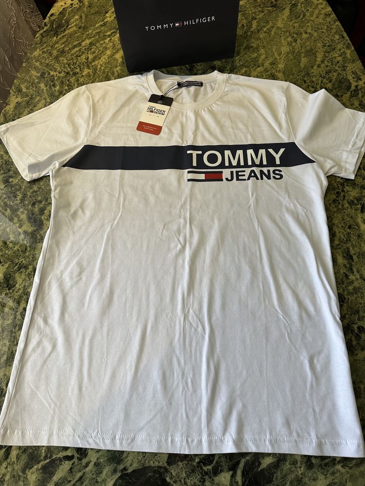 Tommy Hilfiger XL футболка