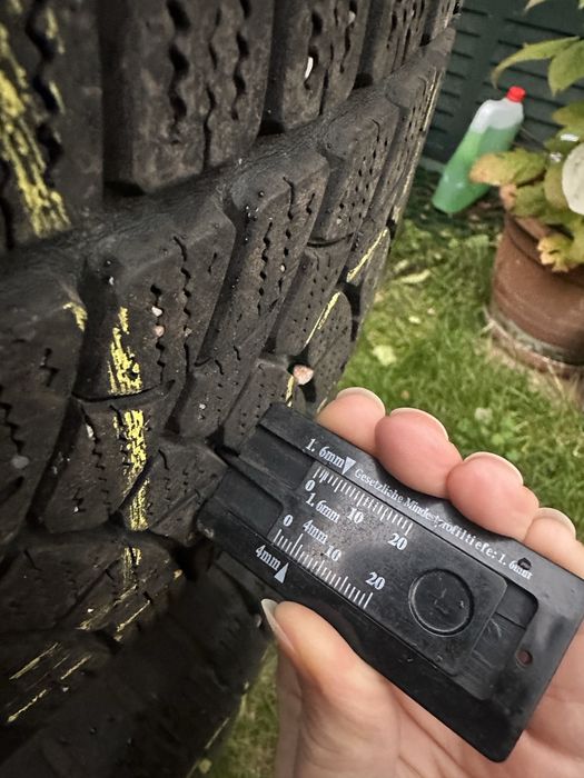 Opony zimowe 215/70/R16 Firestone