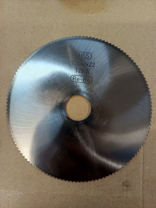 Ostrzenie frezów tarczowo piłkowych , tarczowych HSS VHM