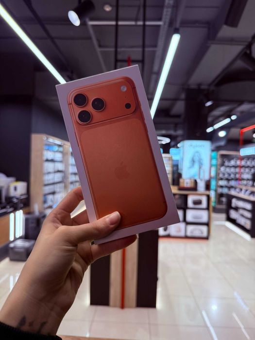 iPhone 17 Pro Max (6.9")