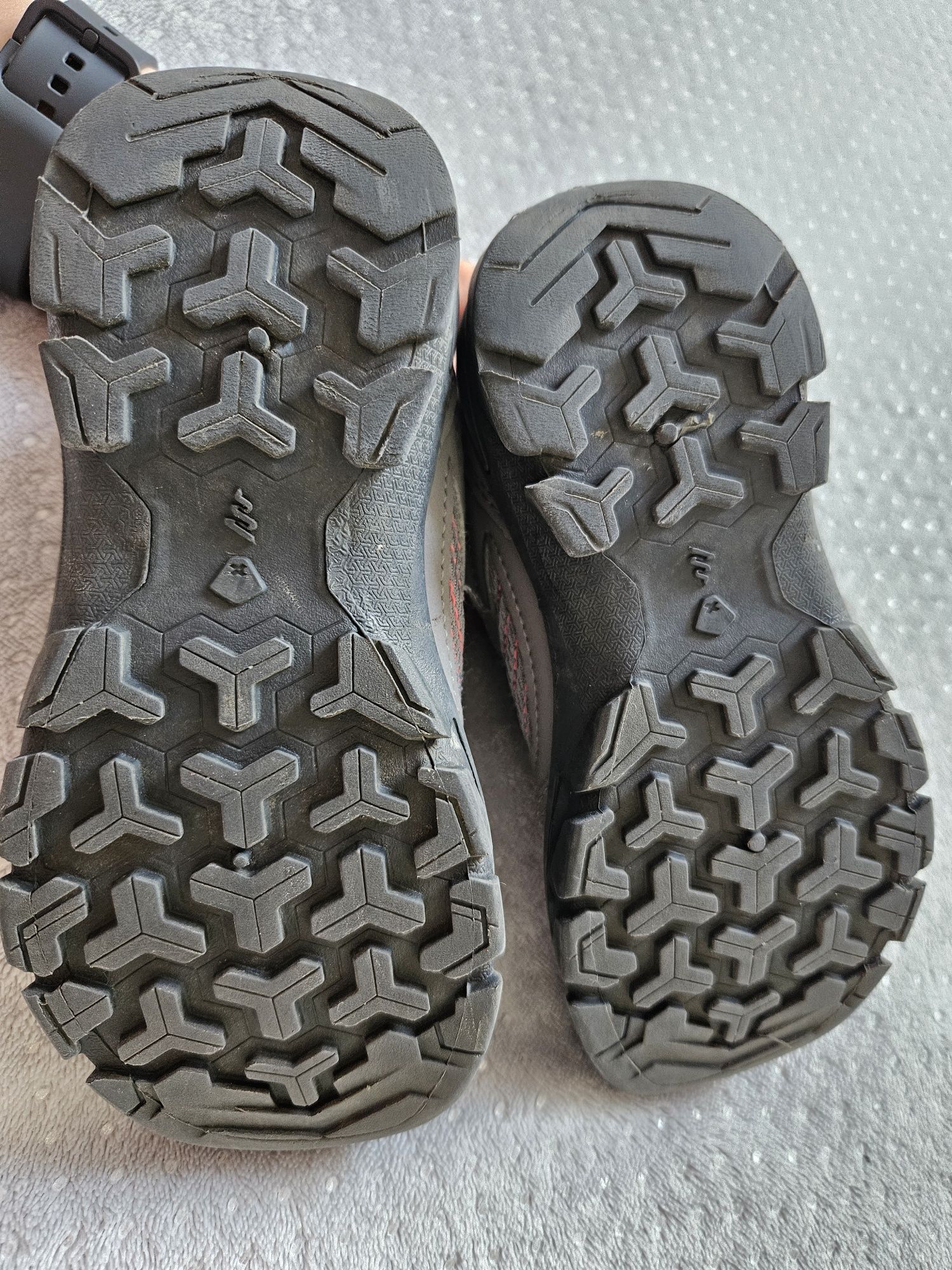 Buty trekkingowe Quechua Decathlon 28/29