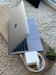 Продам MacBook Pro 13” (M1, 2020)