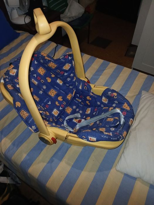 Cadeira de bebé  de passeio