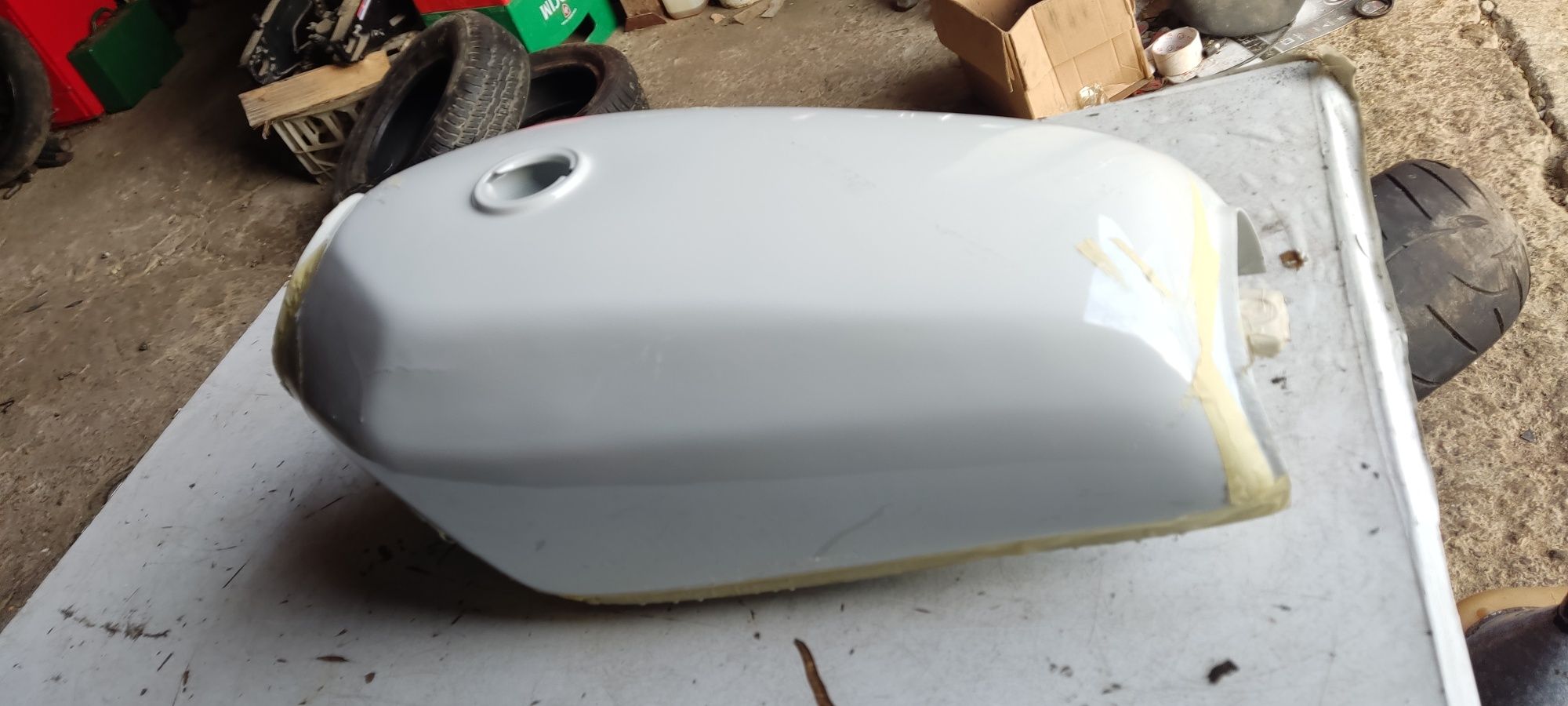 Bak zbiornik scrambler custom korek kranik kluczyki