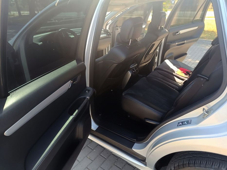 Мерседес R-class