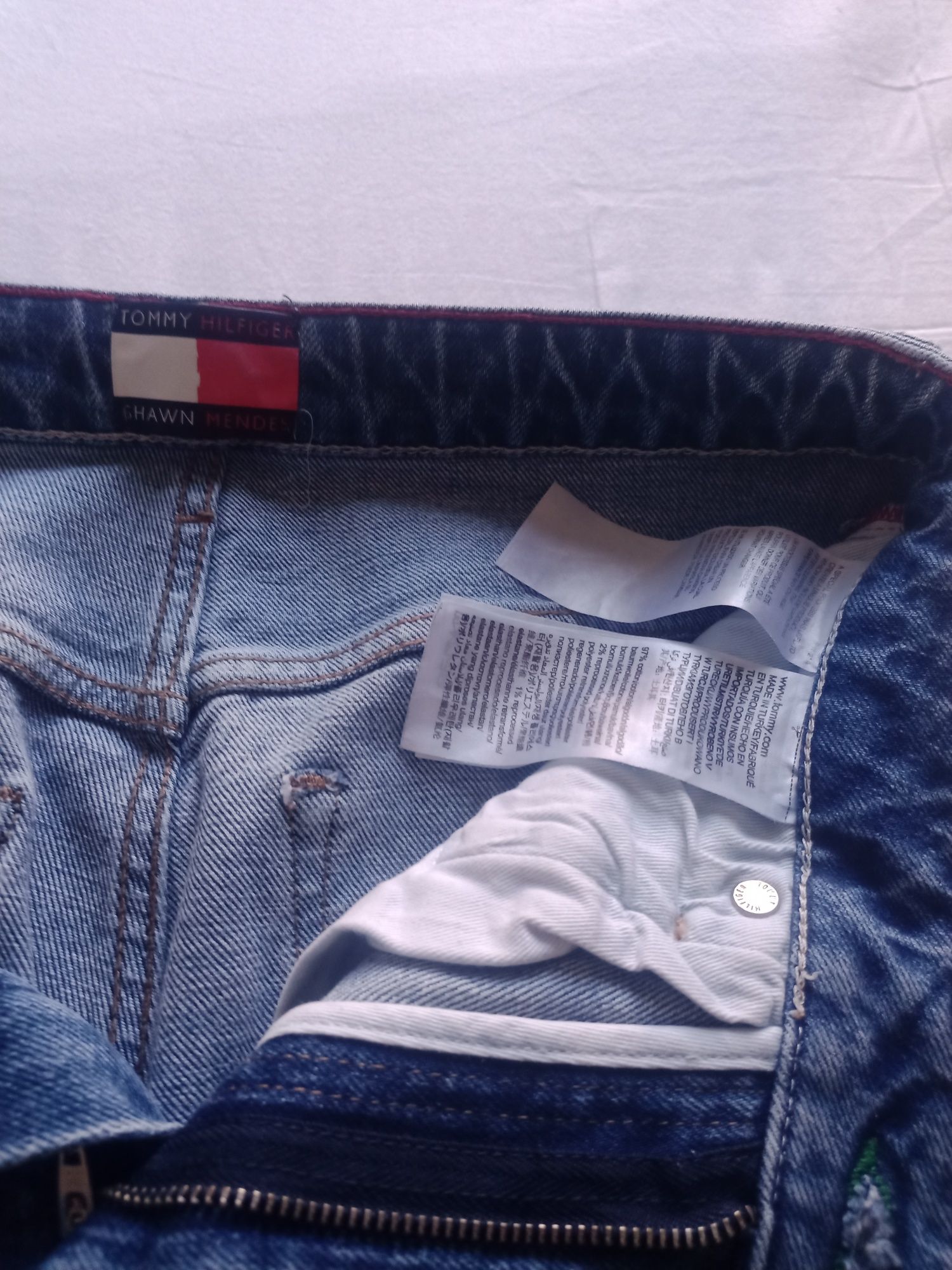 20€ Jeans Tommy Hilfiger mulher