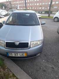 Skoda fabia baixa quilometragem