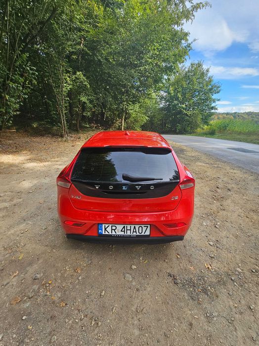 Volvo v40 momentum