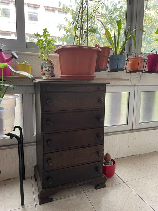 Estante vintage com gavetas / comoda / armario