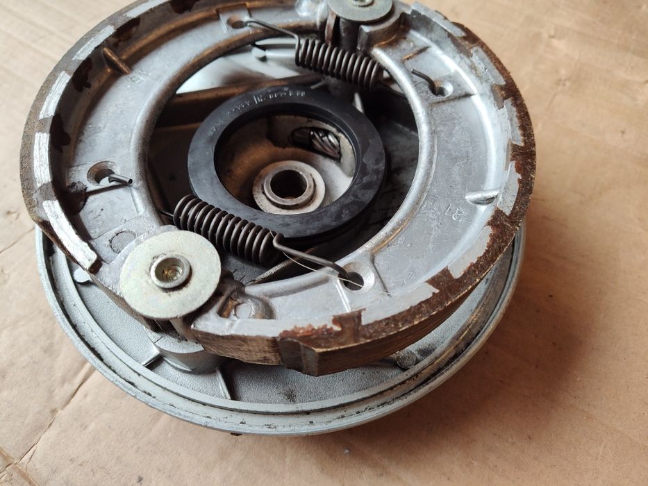 Опорник переднього колеса Иж Планета 5.