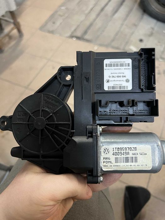 Silniczek Szyby Moduł LEWY Przód Golf 5 Passat B6 Octavia 2