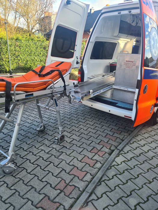 Ambulans, karetka,Volkswagen T5, 2006,