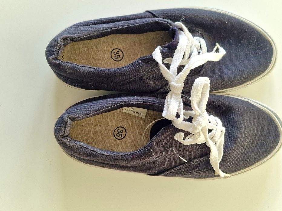 Sapatilhas sapatilhas novas, Tamanho 35