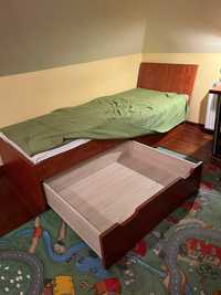 drewniane łóżko z materacem 90x220