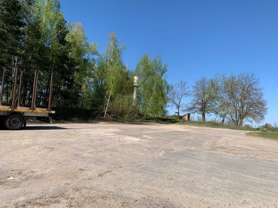 Земля під базу від починку біля озера в Лісовичах! Комунікації поруч