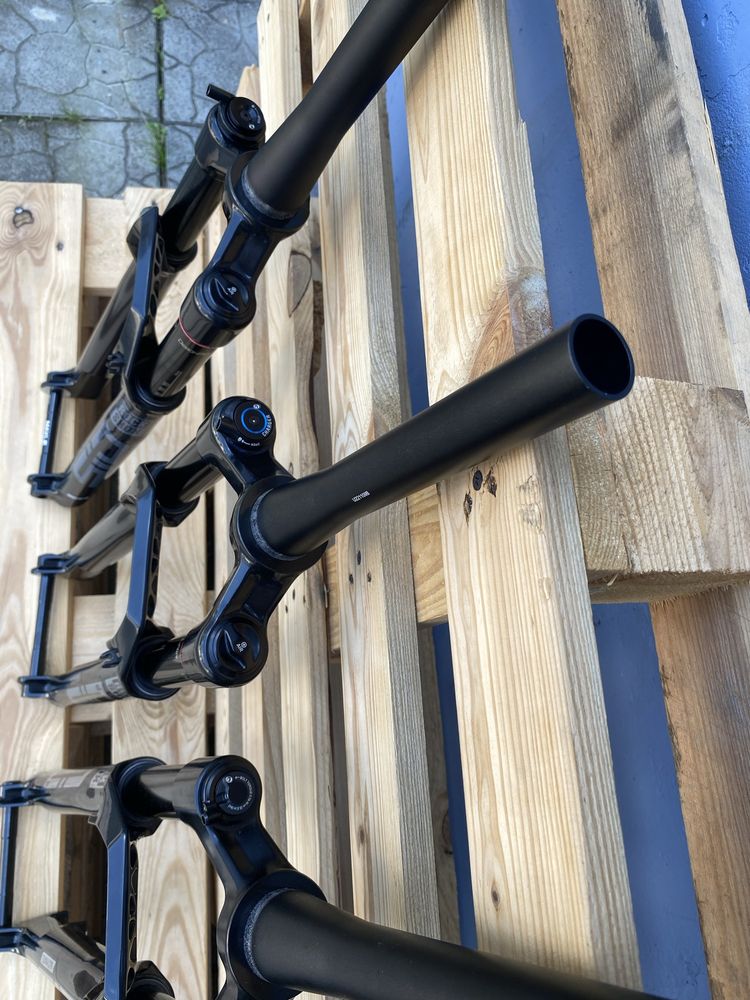Нові вилки rock shox sid sl , select+ , 29