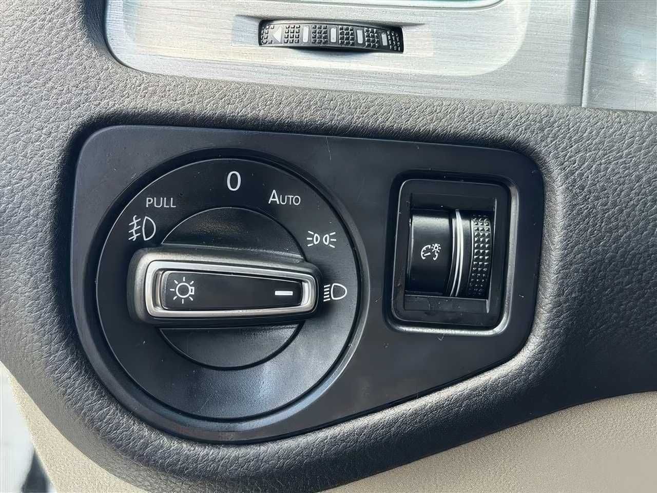 2015 Volkswagen Golf TSI SE
