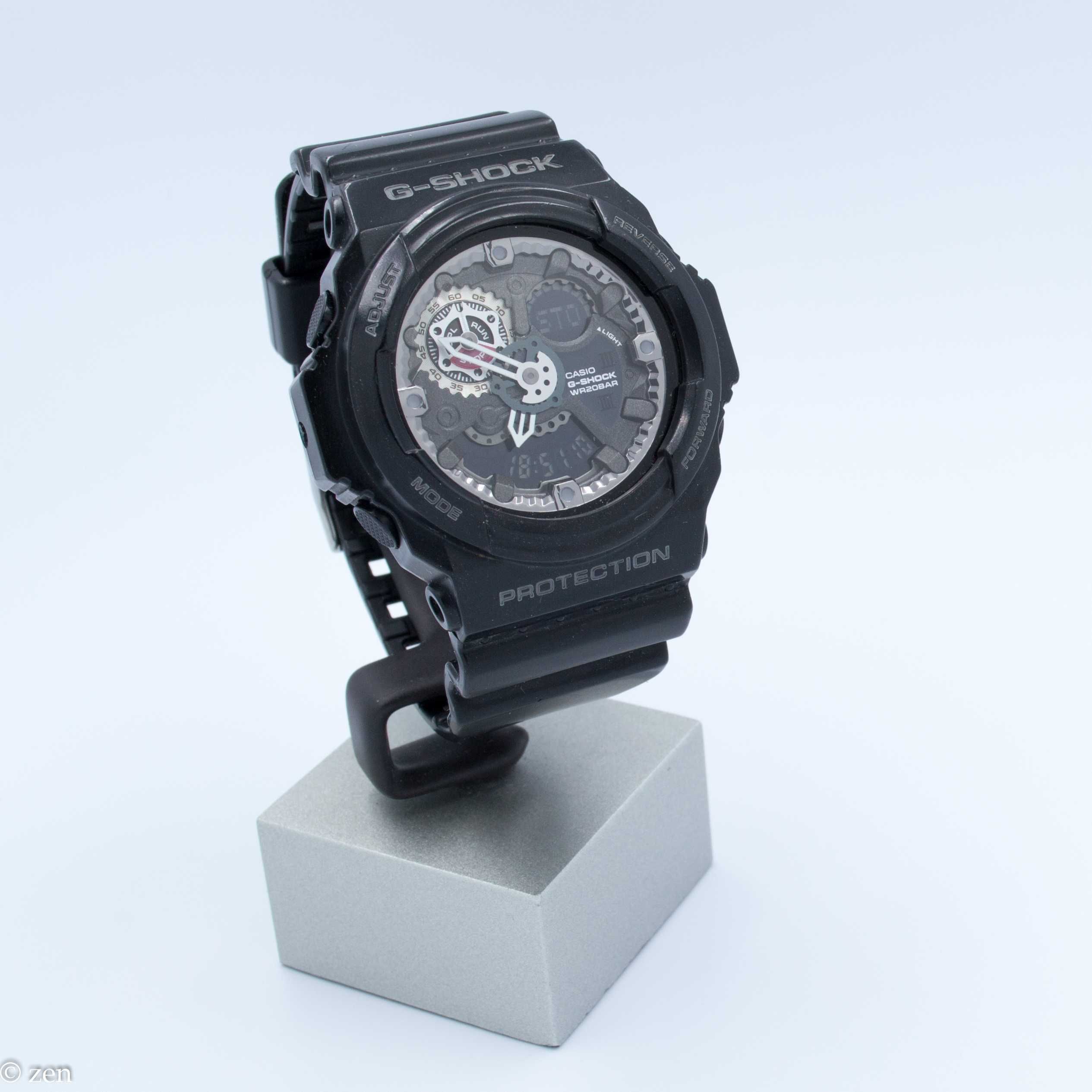 Zegarek męski Casio G-SHOCK GA-300-1AER