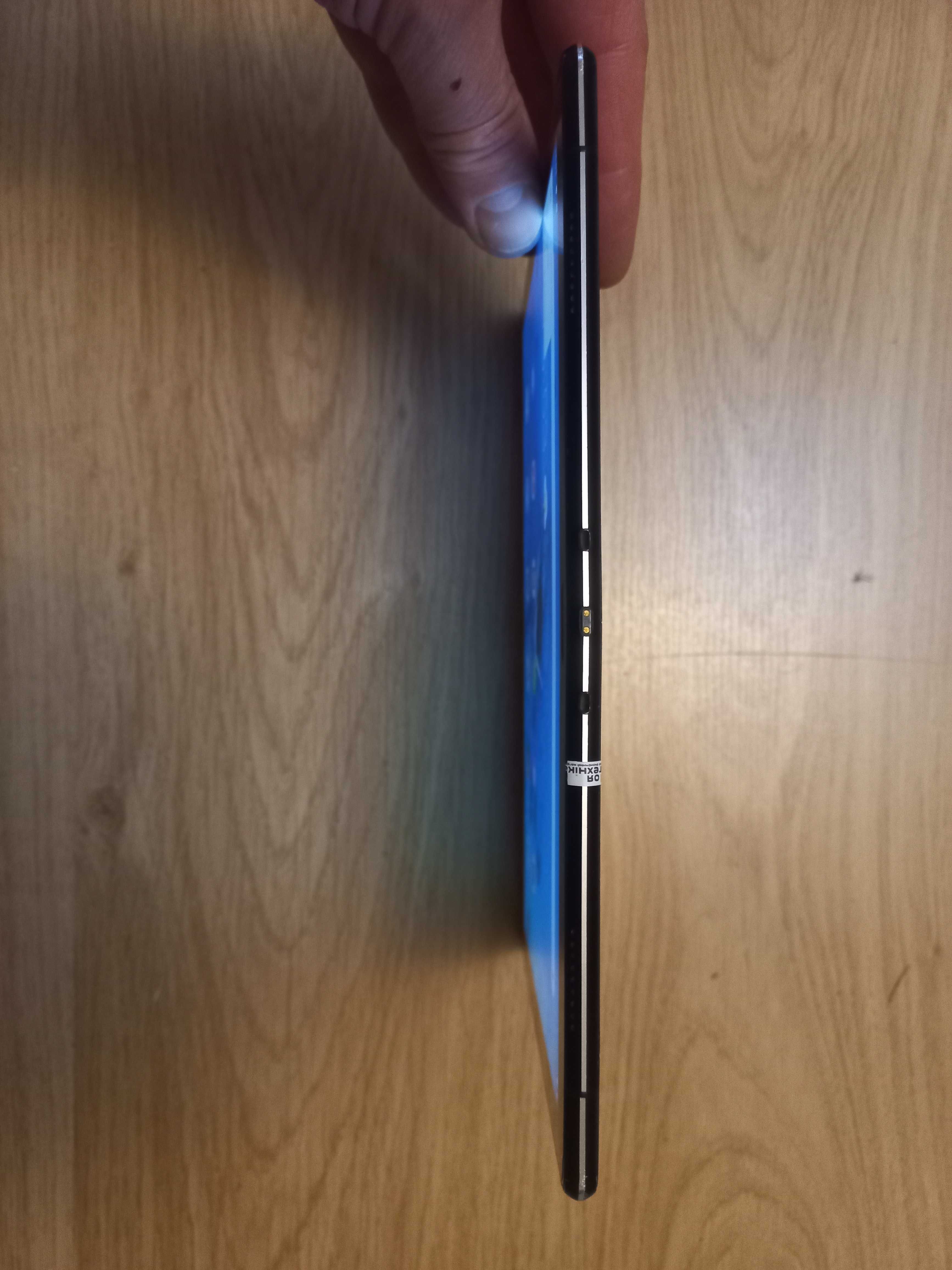 Планшет  Lenovo TAB 5 P10 TB-X705F  3/32 GB.