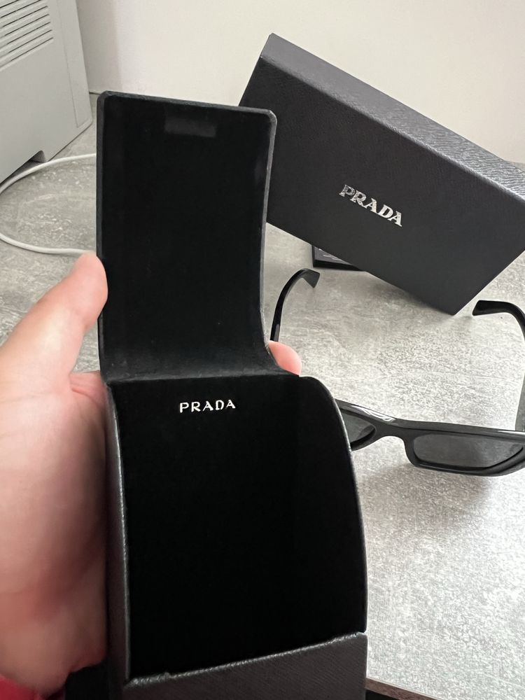 Okulary Prada Oryginalne od Luxottica