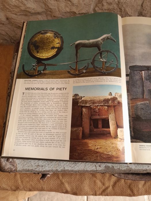 Livro , já Raro,"The Epic Of Man"Time Life International-1962