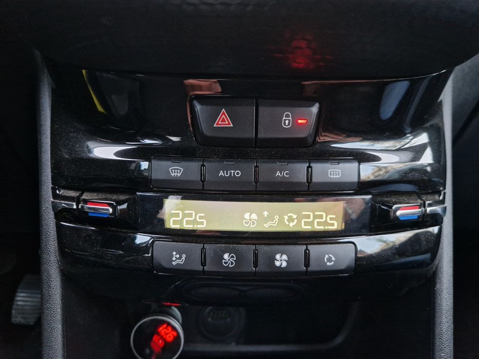 Peugeot 2008 1.6 HDI Allure