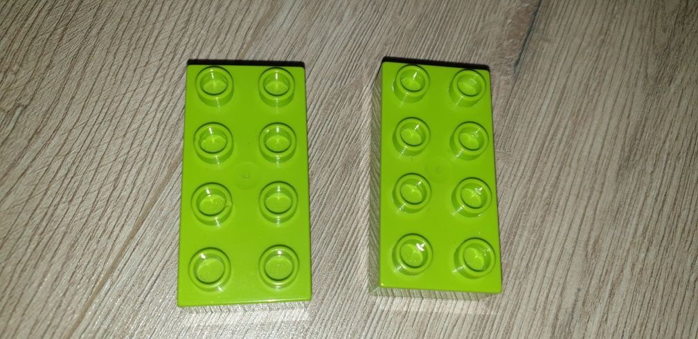 Klocki lego duplo 2x4 grube jasno zielone 2szt