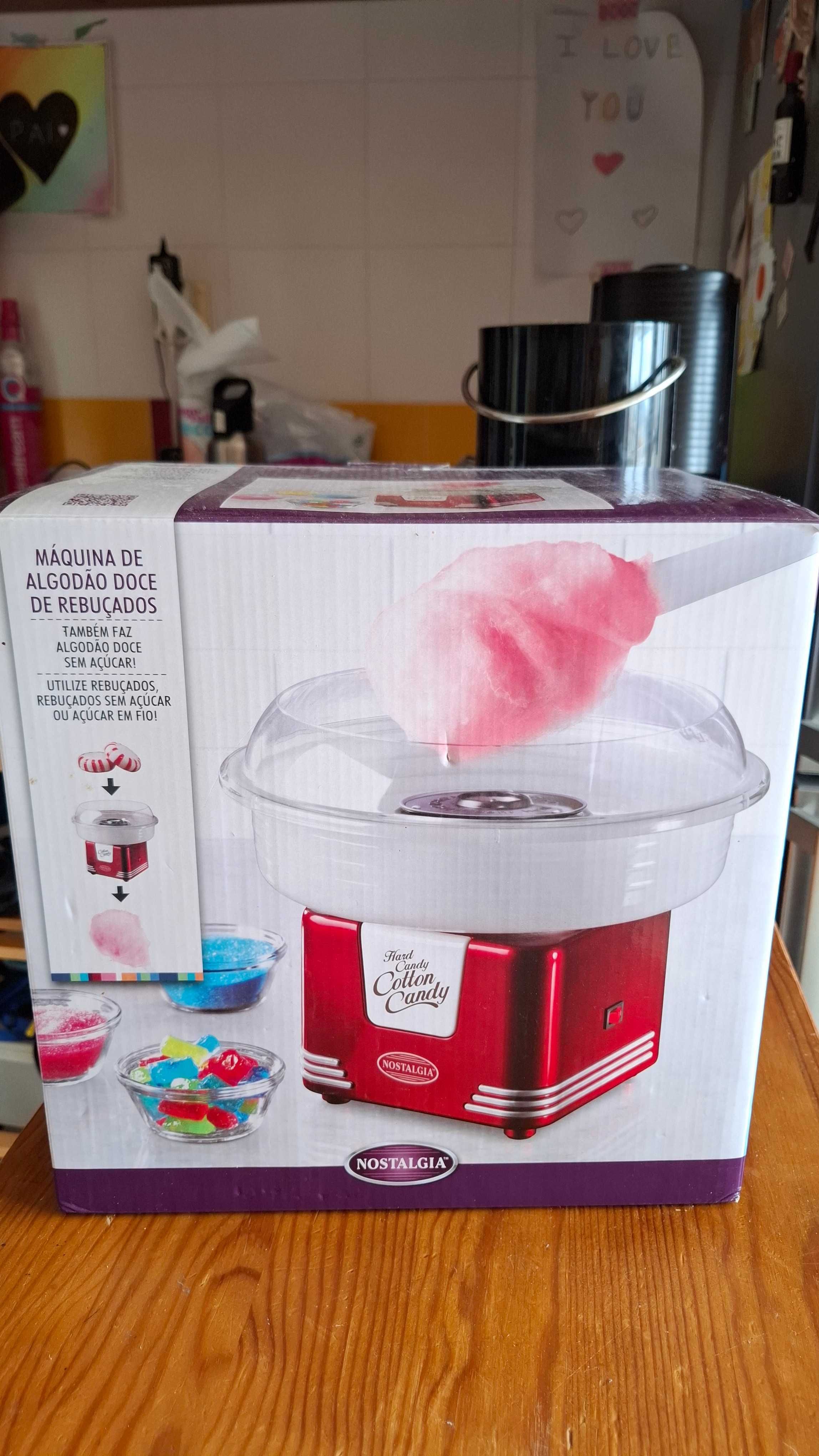 máquina de algodão doce, marca Nostalgia