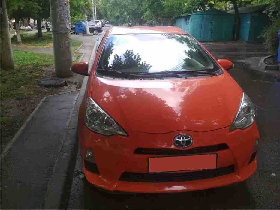 Тойота PRIUS C Hybrid 2013год -суперэкономичный