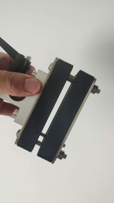 Baza montażowa, uchwyt na reling pod sztyce przetwornika echosondy