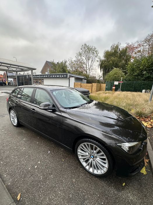 BMW 318D Touring 2015 diesel