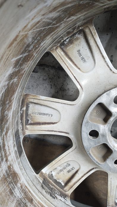 Продам диски комплект R16 на Т4!!