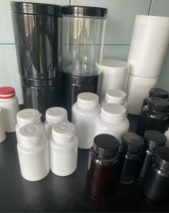 Pojemniki pudełka buteleczki