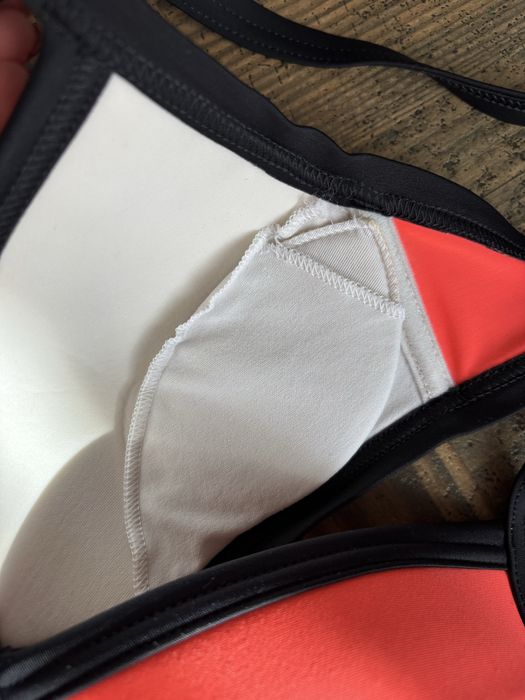 Góra od bikini.